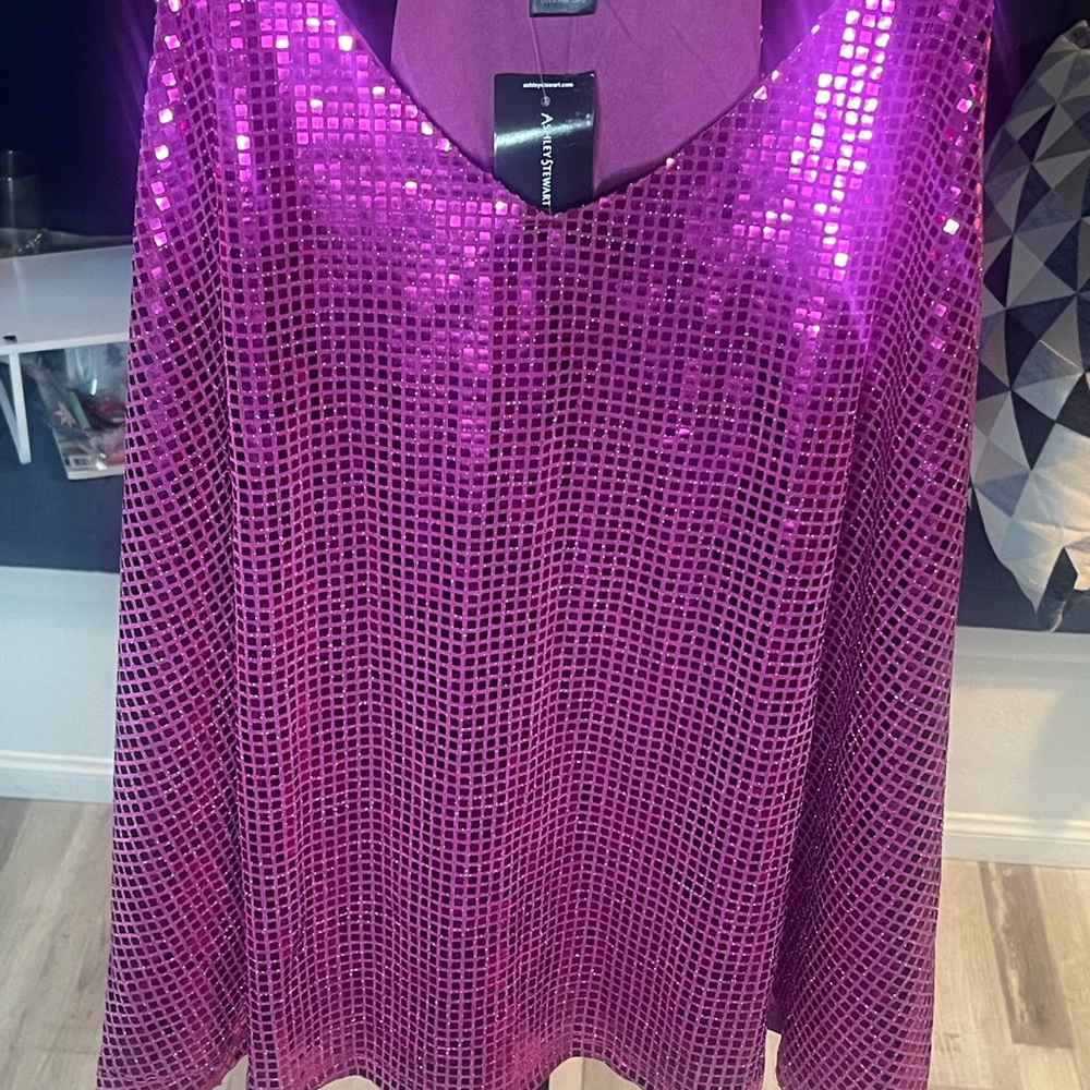 #514-Ashley Stewart Sequin Fuchsia Top. Brand New. - Picture 3 of 12
